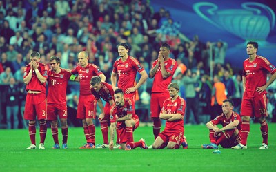 悦盈体育快讯-什琴斯尼扑点后疯狂庆祝染黄