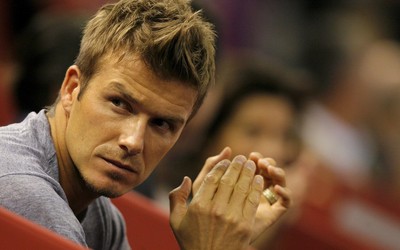 悦盈体育热评-佩德里又送助攻帮助取胜